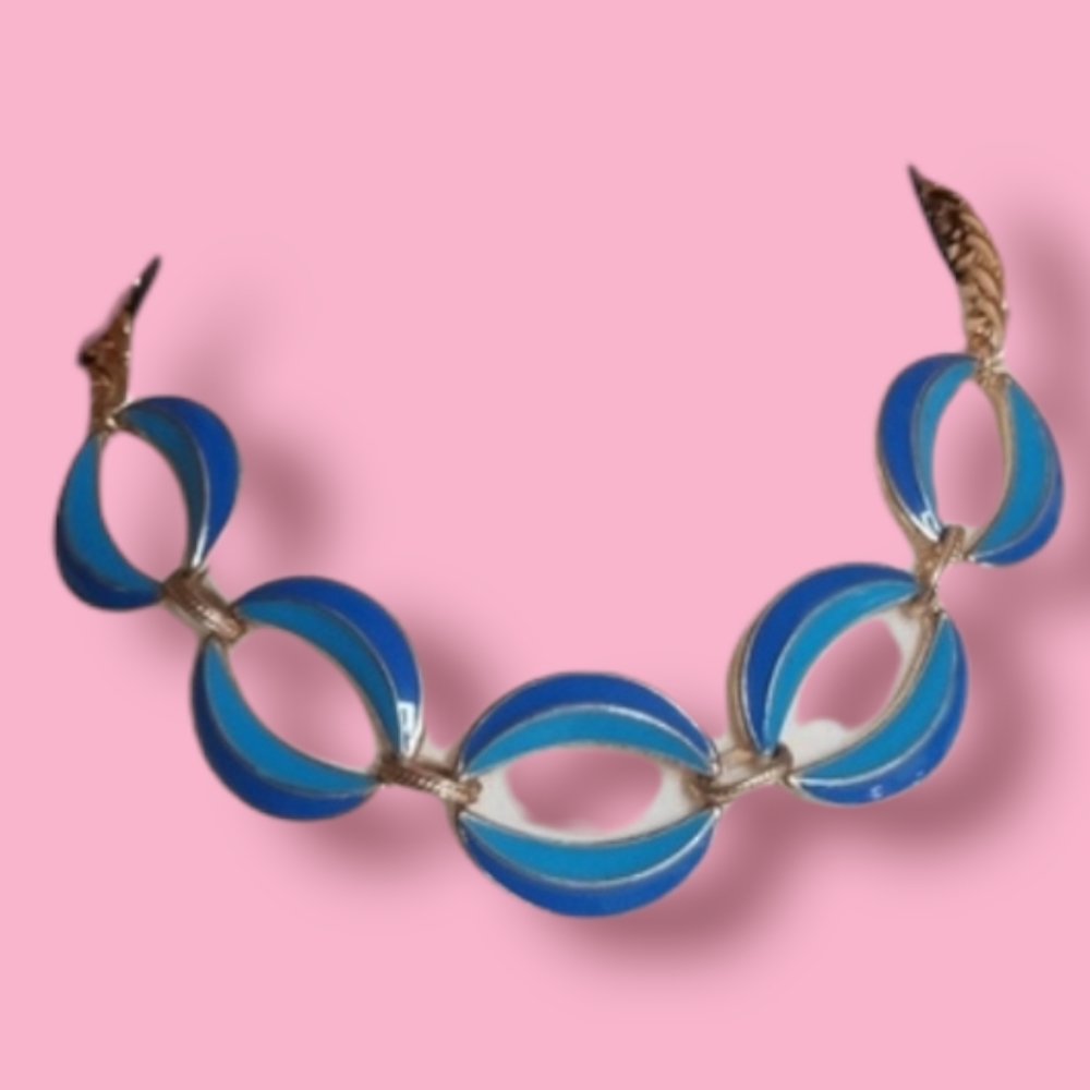 Vintage Mid Century Blue Enamel Goldtone Trim Statement Necklace - Picture 3 of 13